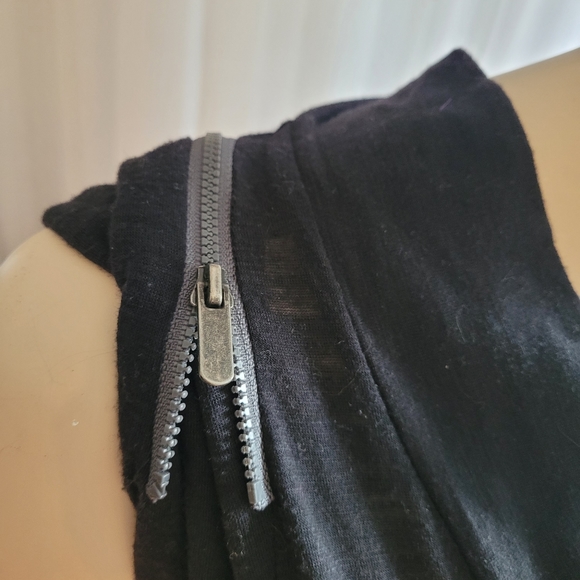 Dress - Picture 4 of 10